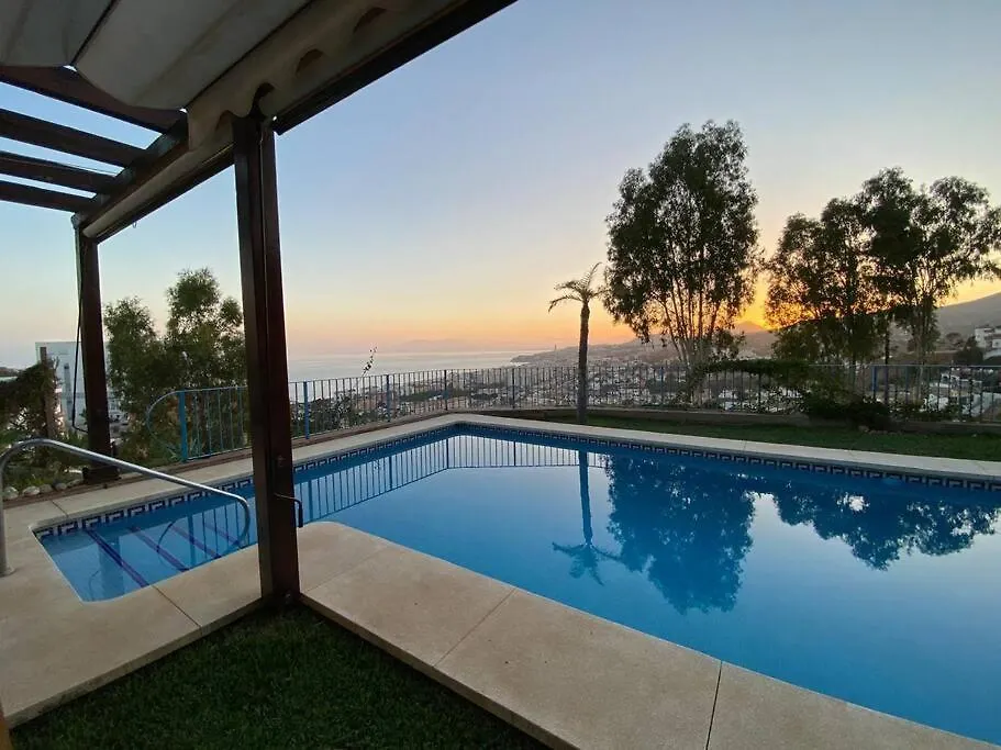 Sea & Wave Buena Vista Pool Apartment Torre de Benagalbon